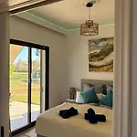 Strandhaus Am Olymp * Néa Meságkala