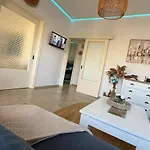 Strandhaus Am Olymp Néa Meságkala