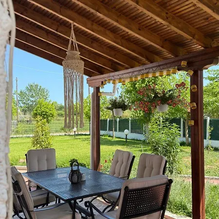 Strandhaus Am Olymp Hébergement de vacances Néa Meságkala