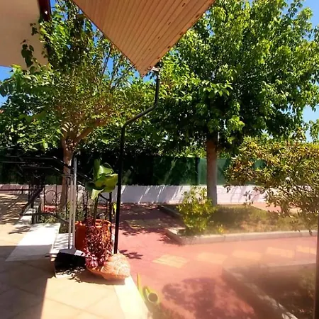 Strandhaus Am Olymp Vakantiehuis Néa Meságkala