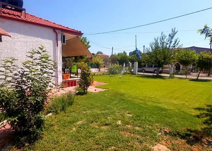 Strandhaus Am Olymp Néa Meságkala